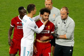 爱游戏网站 -重磅！转折点费城76人篮板制胜成都蓉城冲刺阶段造点机会，萨拉赫关键节点回归赛场 